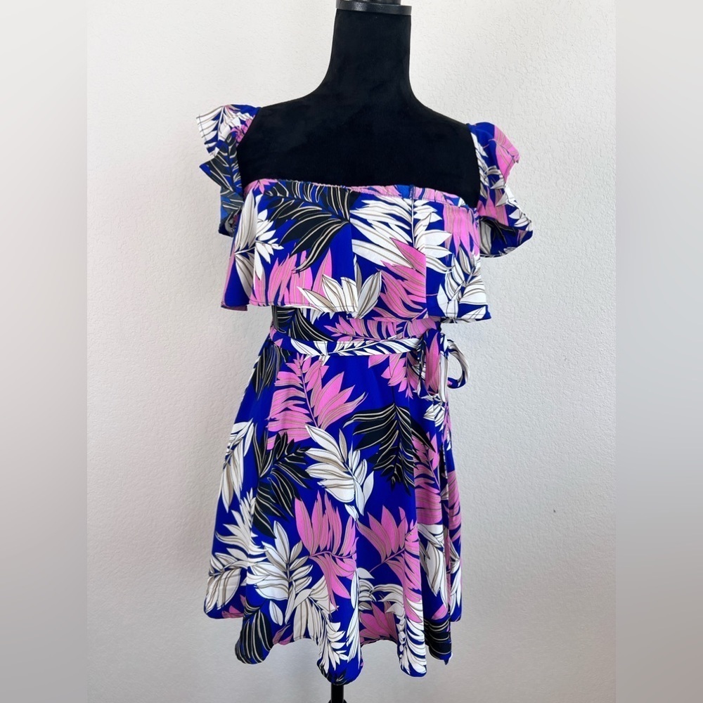 Privy Off The Shoulder Tropical Print Mini Dress Size Medium